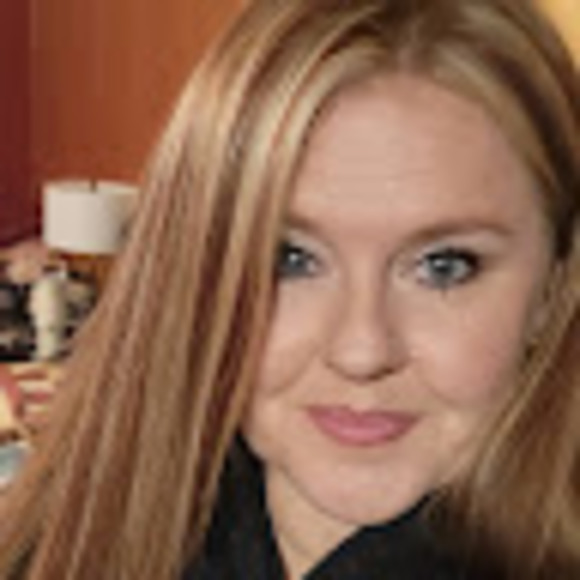 Meet your Posher, Kelly - Picture 1 of 1